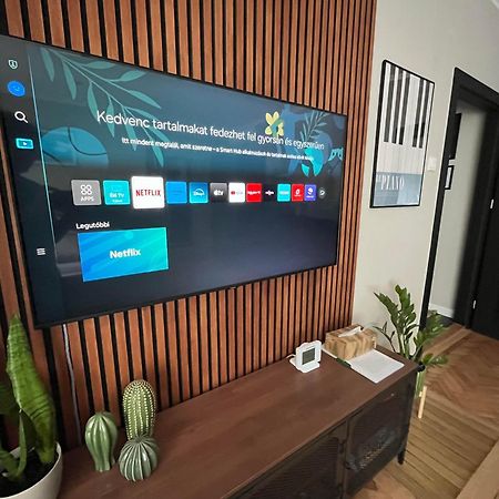Oazis Apartman Veszprém Εξωτερικό φωτογραφία