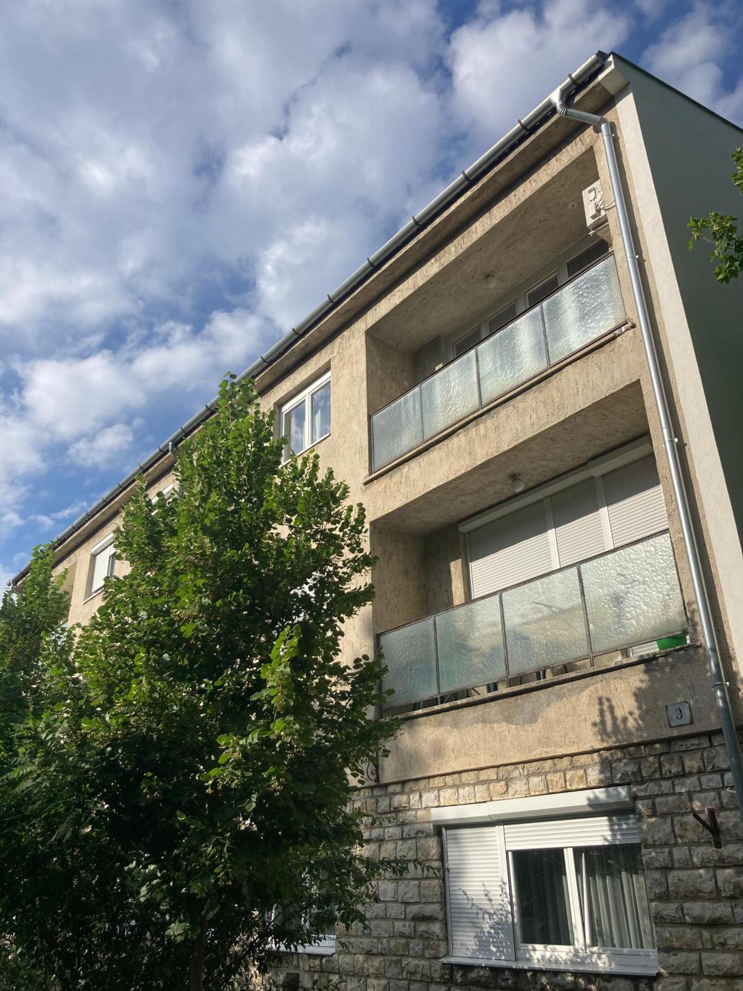 Oazis Apartman Veszprém Εξωτερικό φωτογραφία